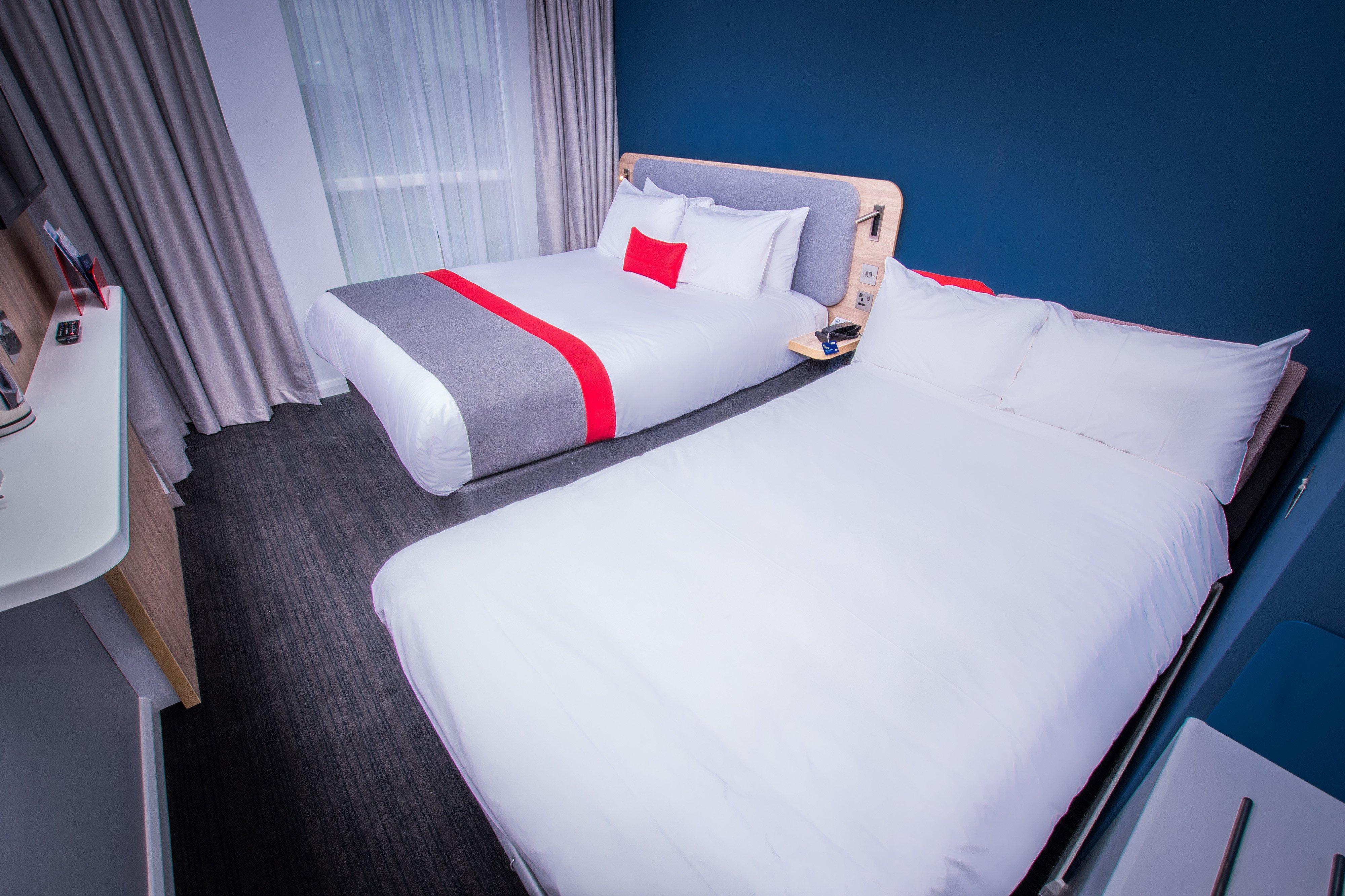 Holiday Inn Express - Exeter - City Centre By Ihg Exterior photo