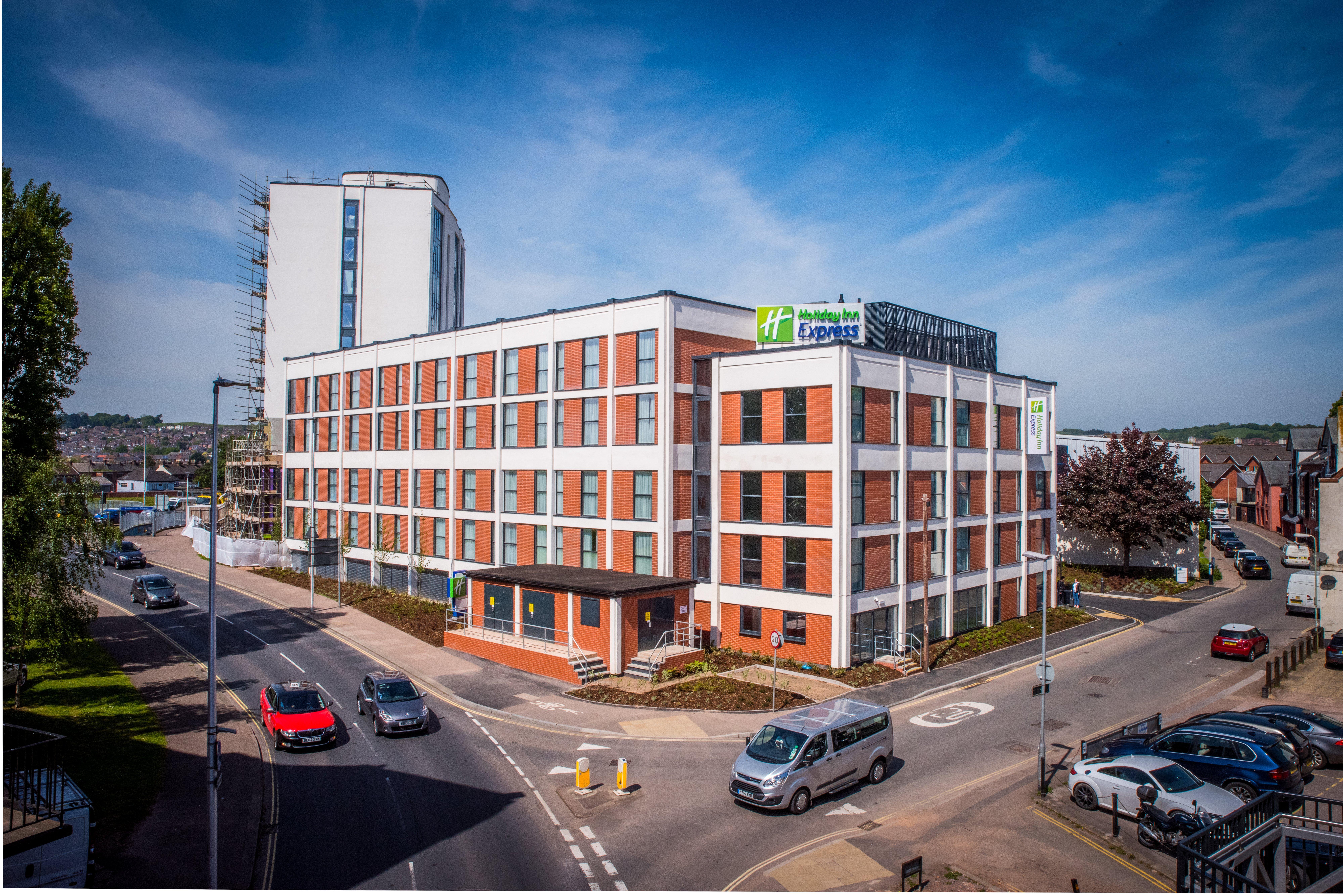 Holiday Inn Express - Exeter - City Centre By Ihg Exterior photo